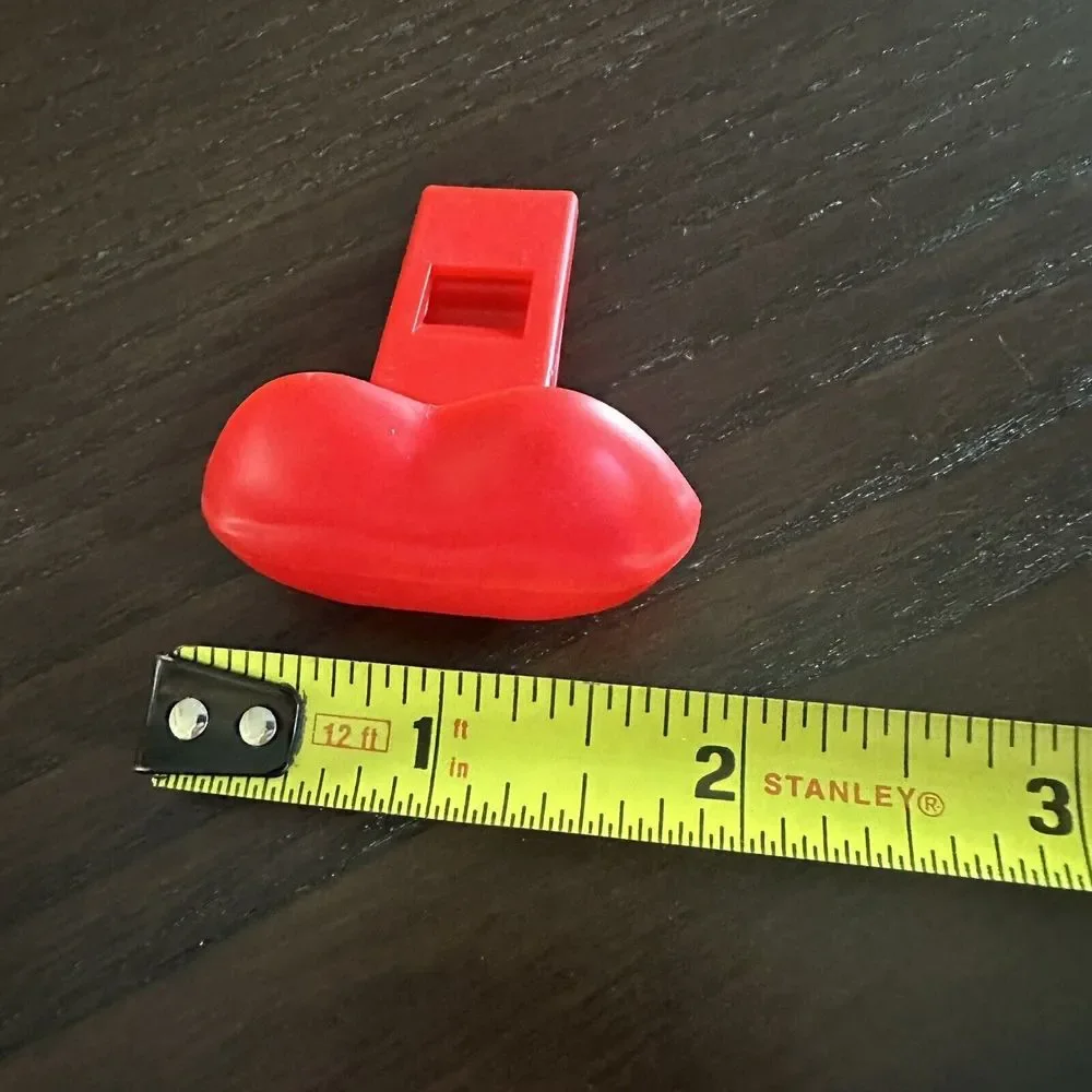 Red Lips Shaped Whistles 8 PC Kids Valentine's Day Holiday Party Favor Toys NEW